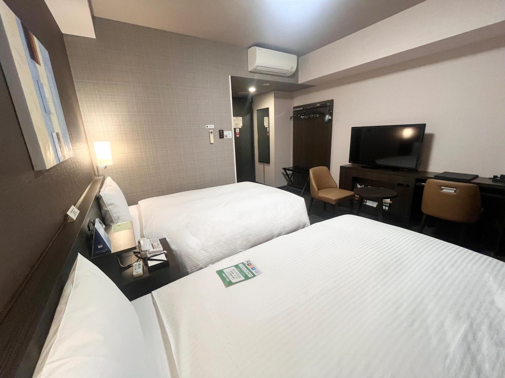 ​Hotel Route-Inn Ube​ Exterior foto